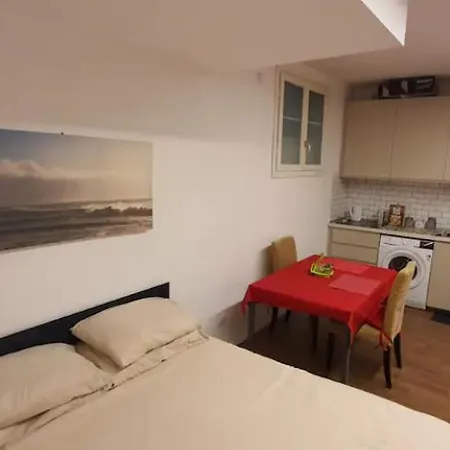 Free Breakfast - Apartment In The Heart Of Rome-3
